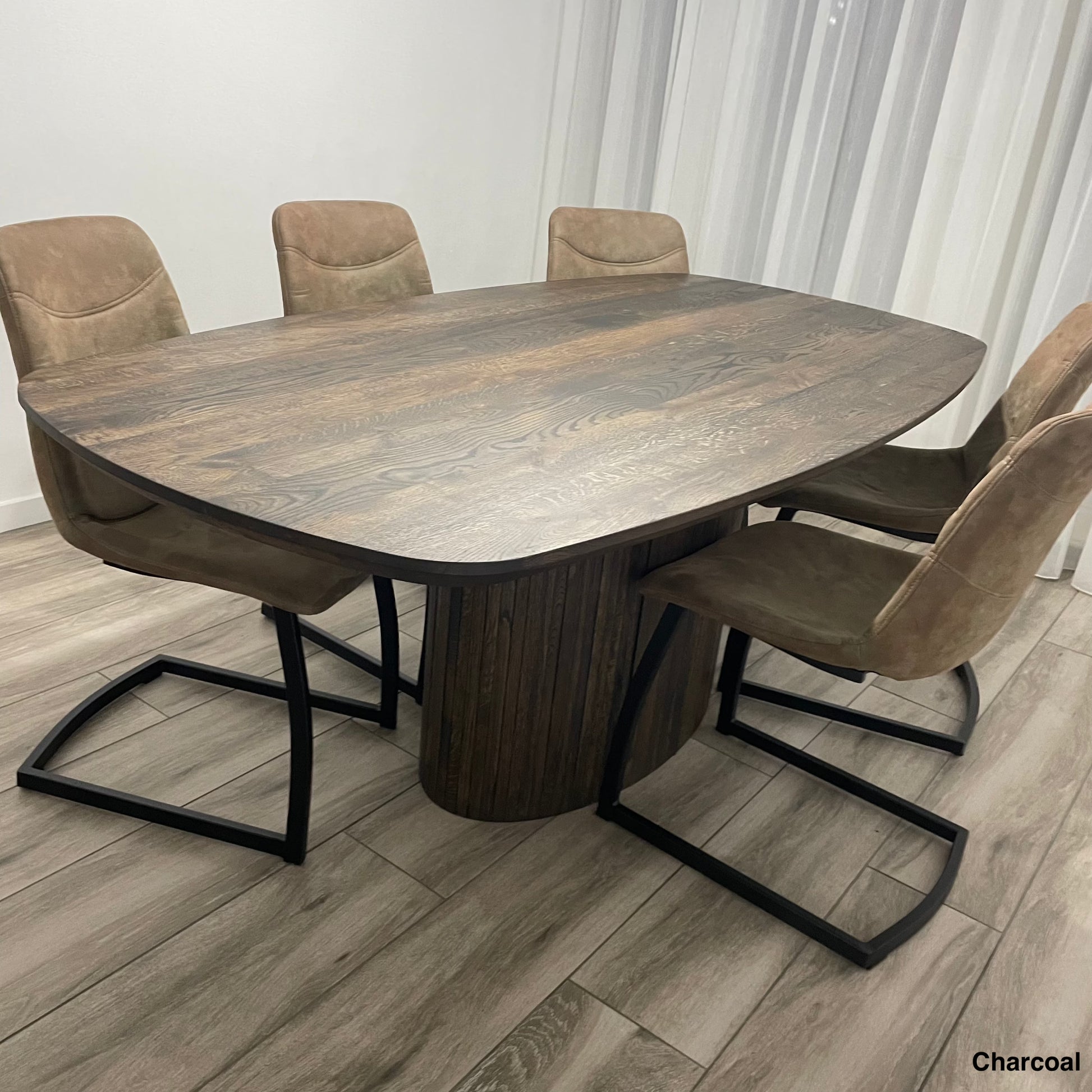 Deens Ovale Eettafel Reeves | Deens Ovaal Eiken Blad | Eiken Cone Poot | Charcoal