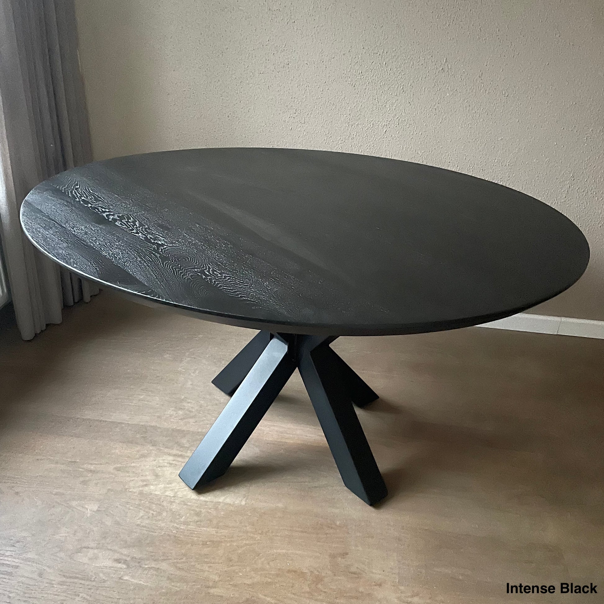 Ronde eiken tafel Fisher - Rubio monocoat Intense Black